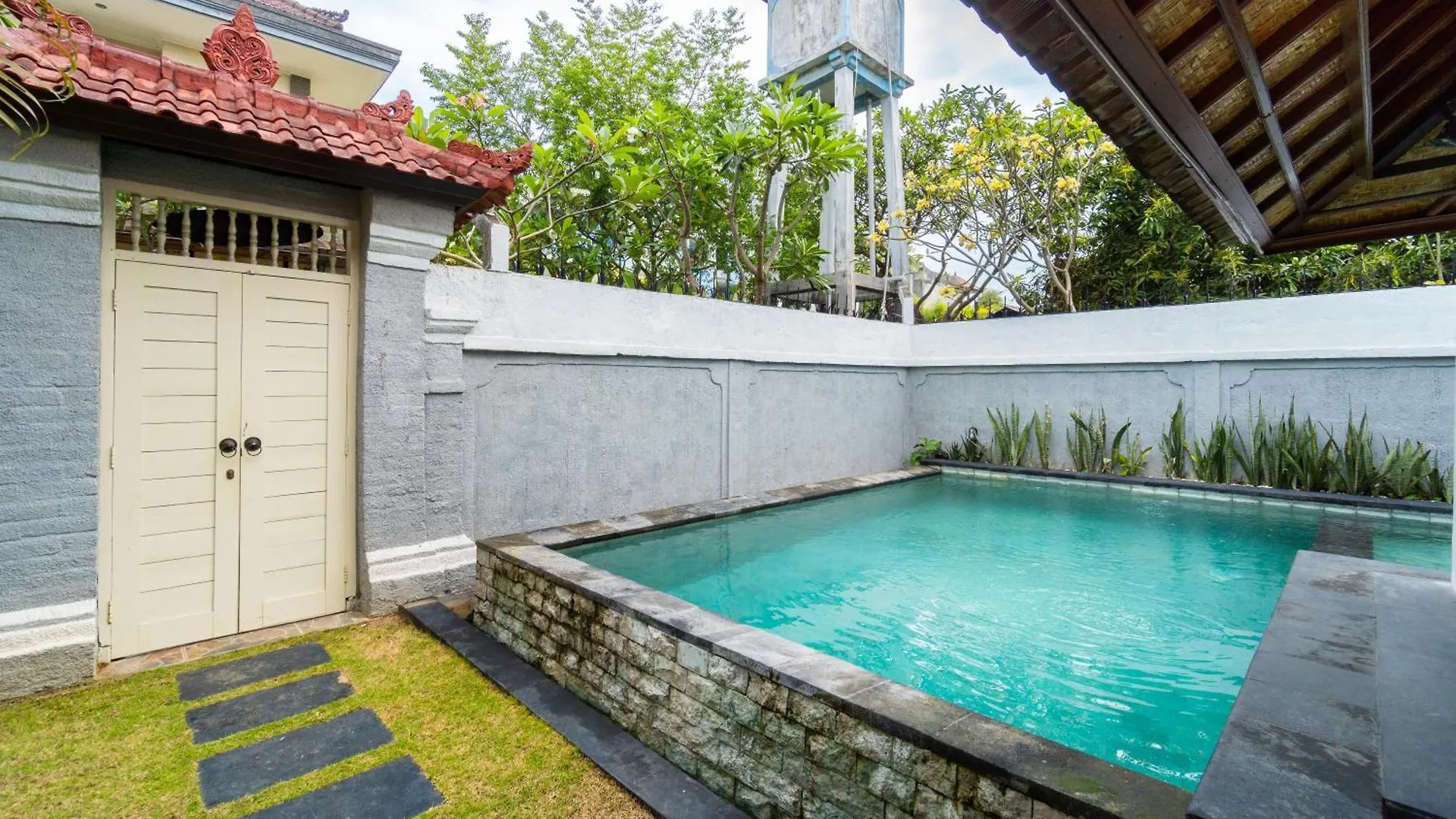 Villa Putri Mila Seminyak  0*, Seminyak (Bali) Indonesia