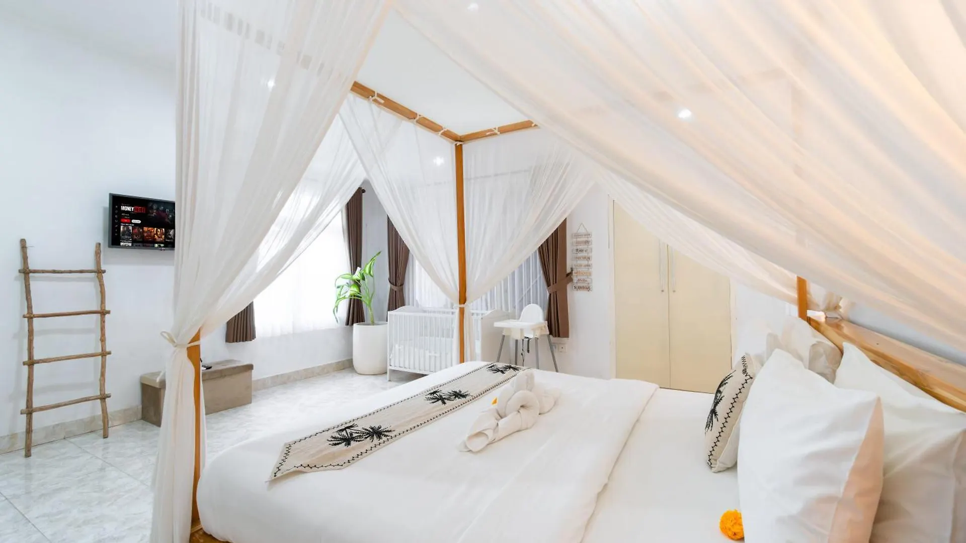 Villa Putri Mila Seminyak  Indonesia