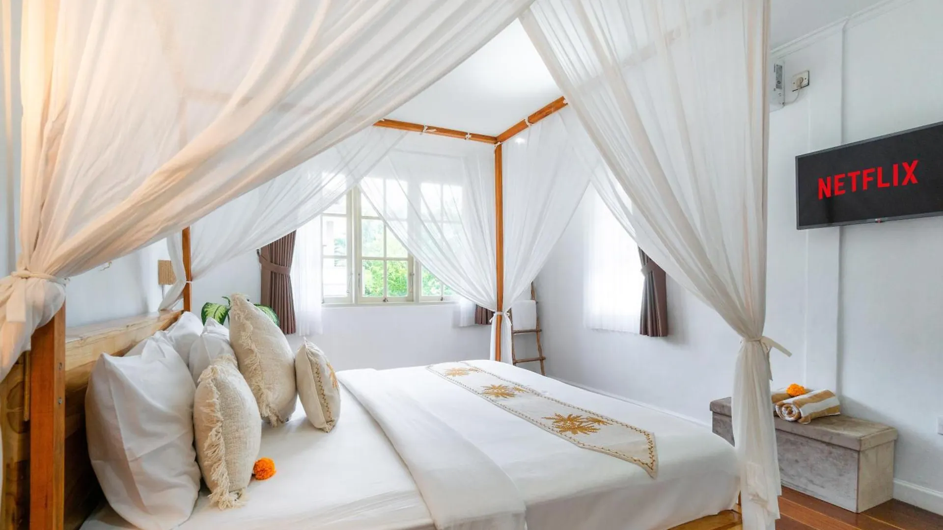 Villa Putri Mila Seminyak  Indonesia