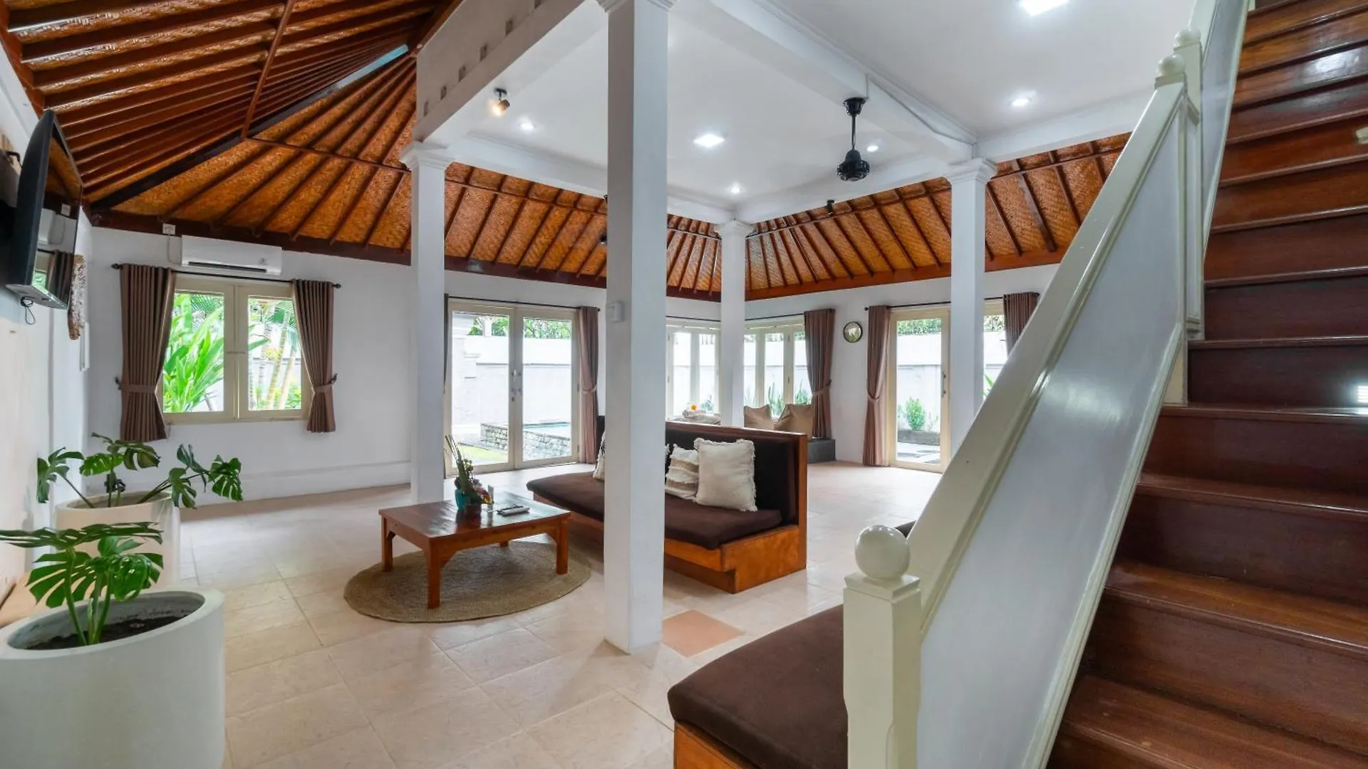 Villa Putri Mila Seminyak