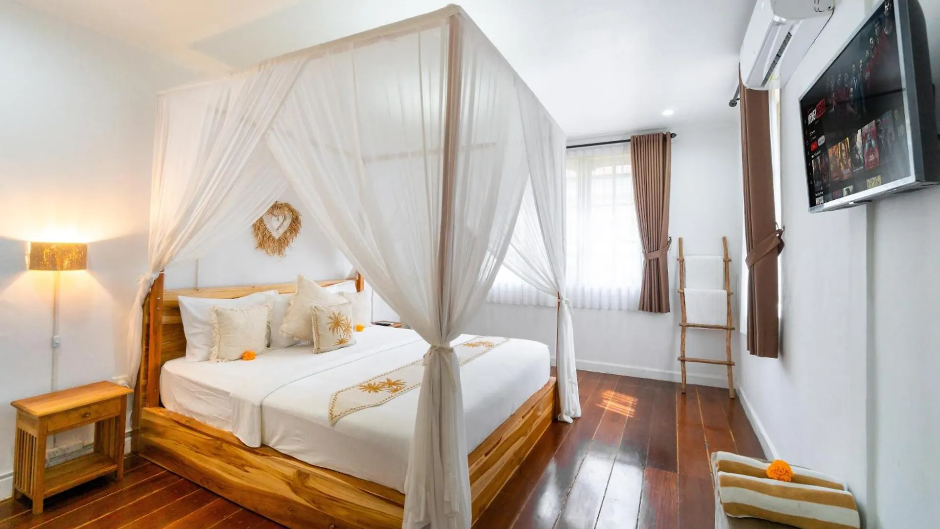 Villa Putri Mila Seminyak  Indonesia